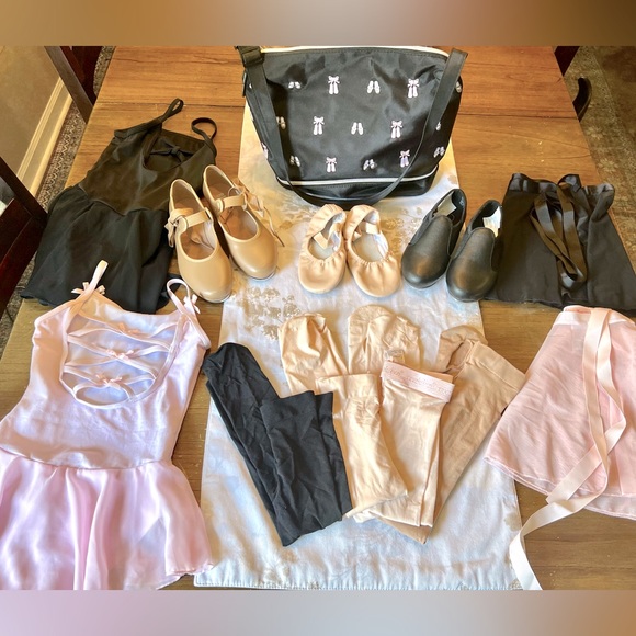 Child’s ballet/tap/dance set. Fits sizes 4-6. - Picture 1 of 15